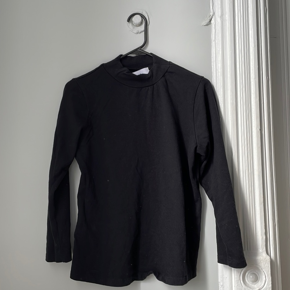 Loud mock neck cotton top